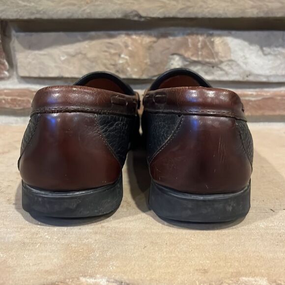 Allen Edmonds Nashua Black and Brown Kilted Tassel Loafer main image 6
